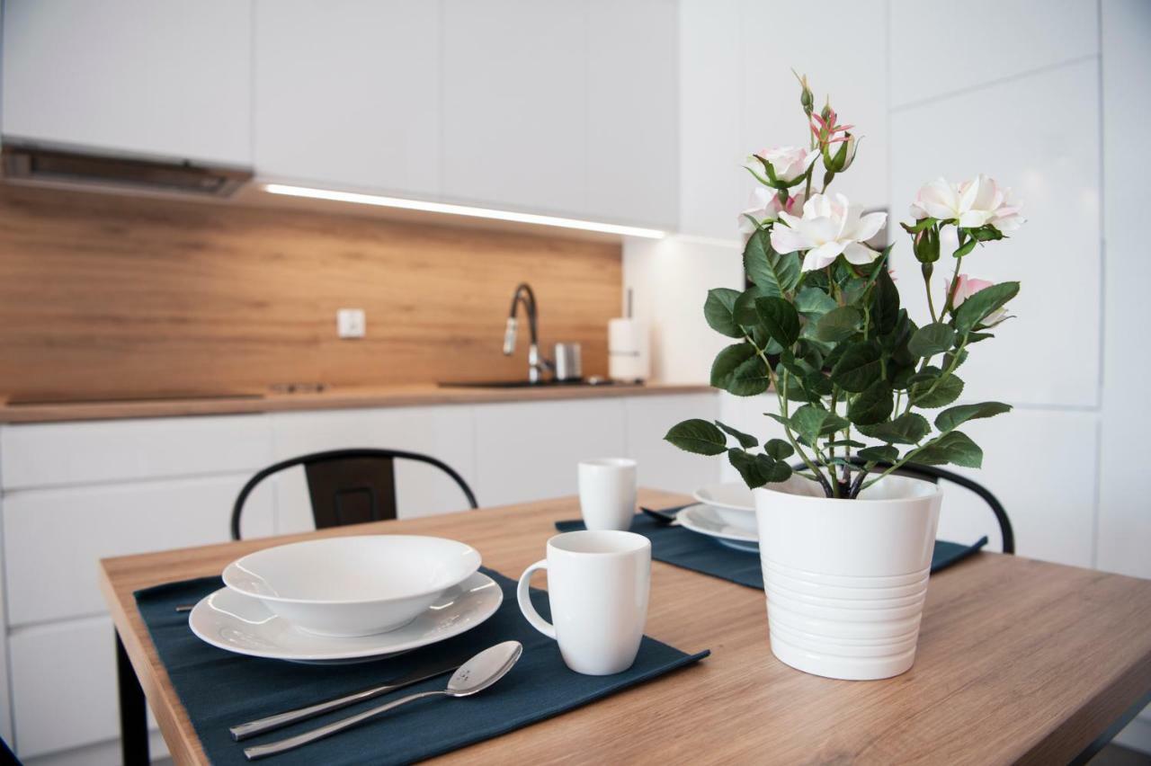 Unique 3City Apartments - Grey Apartment Gdańsk Eksteriør billede